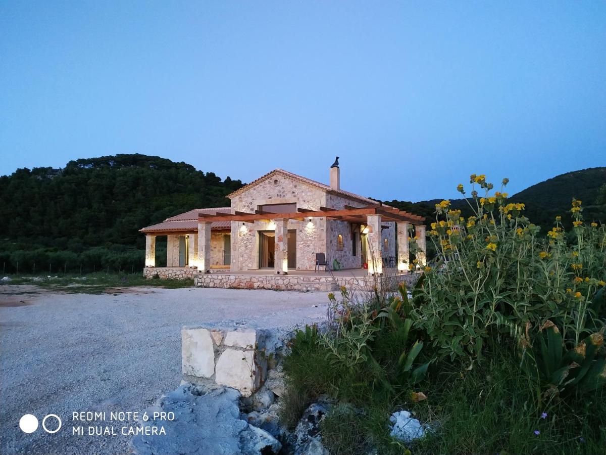 Villa Tramonto Keri Luaran gambar